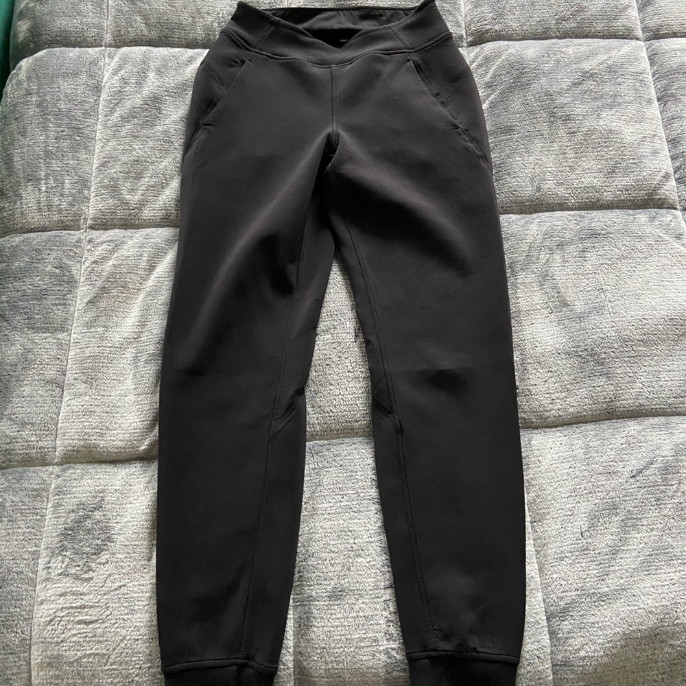 Lululemon joggers sz 4